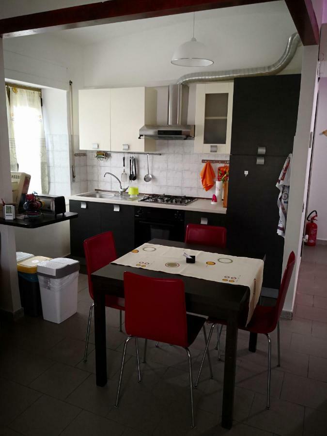A Casa Di Rossano E Rossella Apartamento Carbonia Exterior foto
